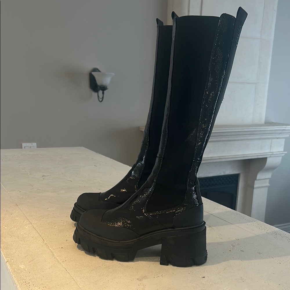 Black Women's Platform Boots